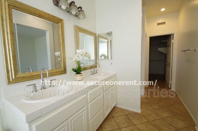 Building Photo - 2836 Limestone Dr
