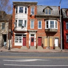 Building Photo - 347 S George St