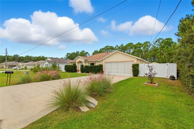 Building Photo - 14 Frenora Ln