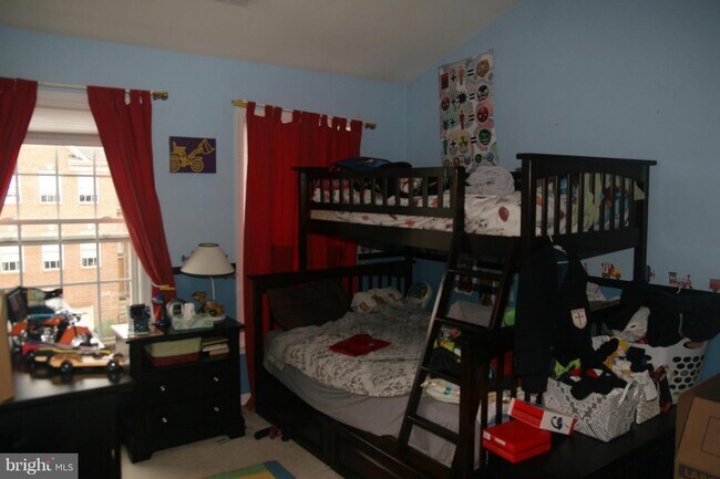 Building Photo - 20925 Cheyenne Terrace