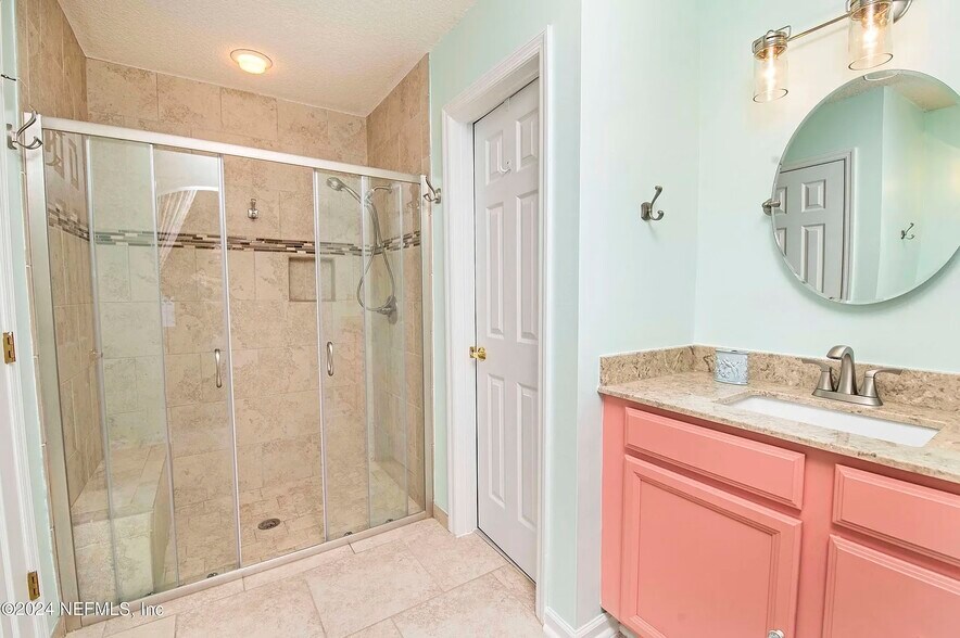 Building Photo - 1837 Keswick Rd