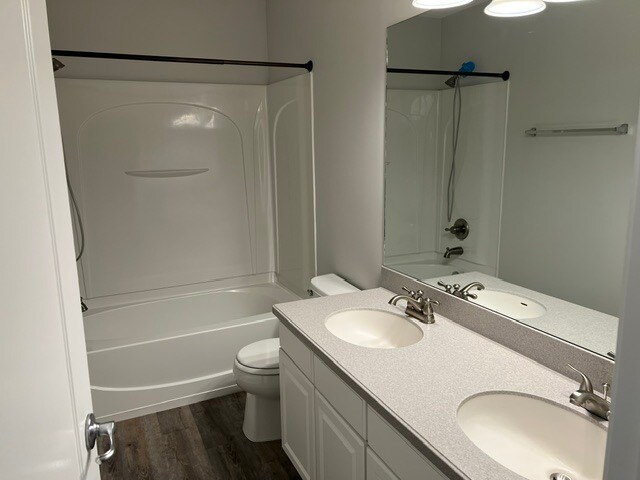 Master Bath - 25 Sugar Maple Ln