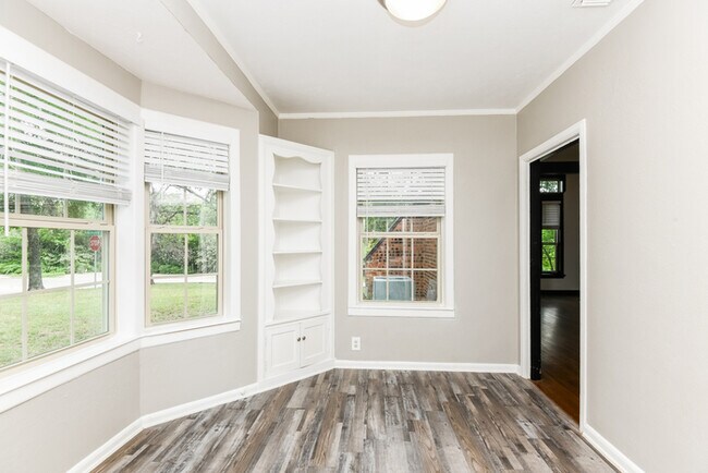 Building Photo - Spacious 3-Bedroom Home in Fort Worth, TX