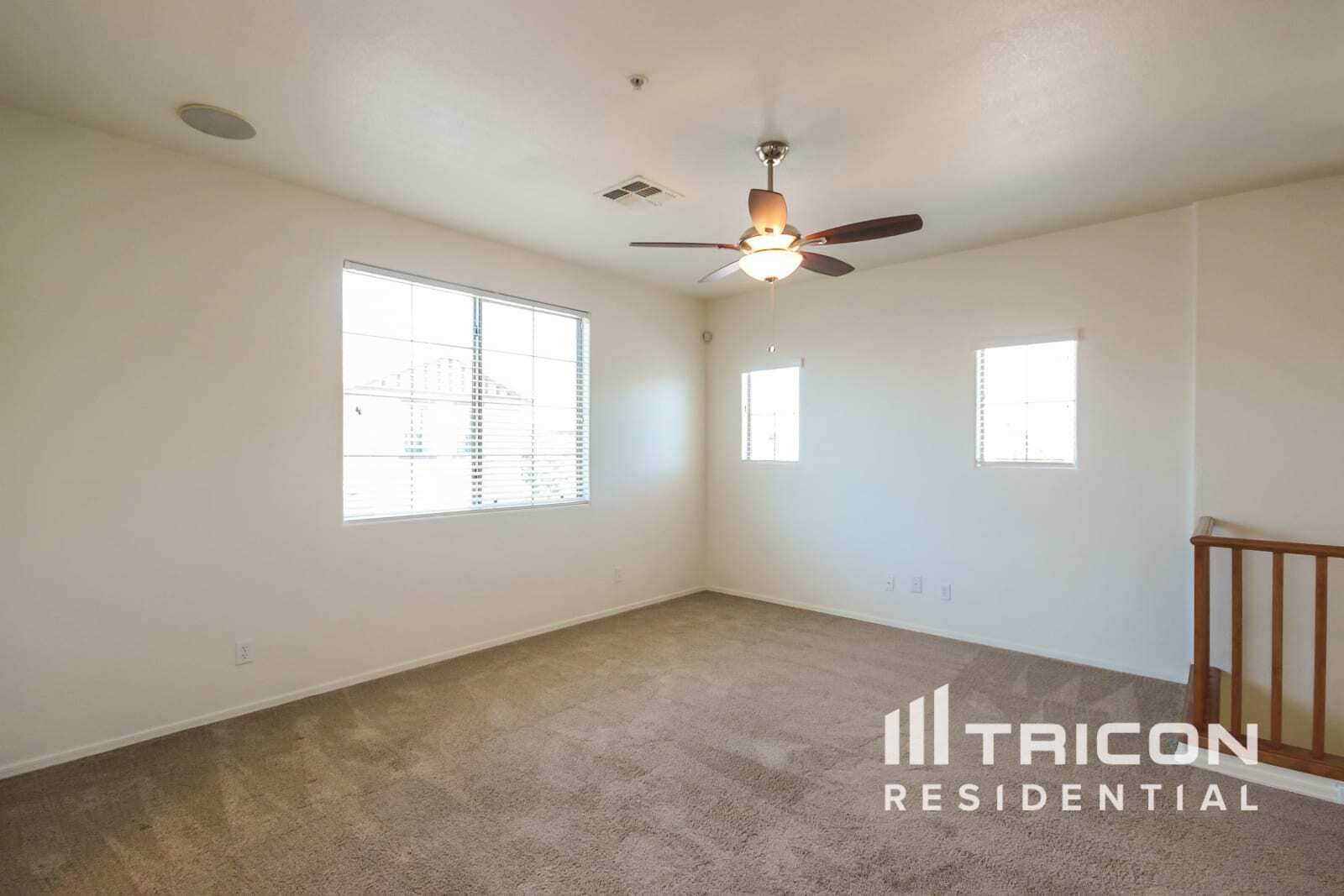 Building Photo - 1250 S Rialto