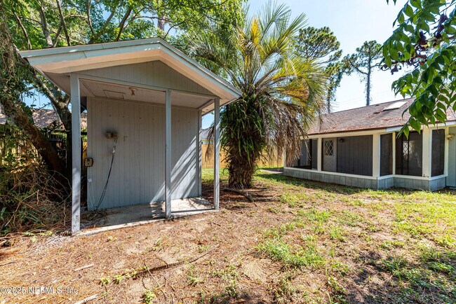 Building Photo - 3920 Sans Pareil St