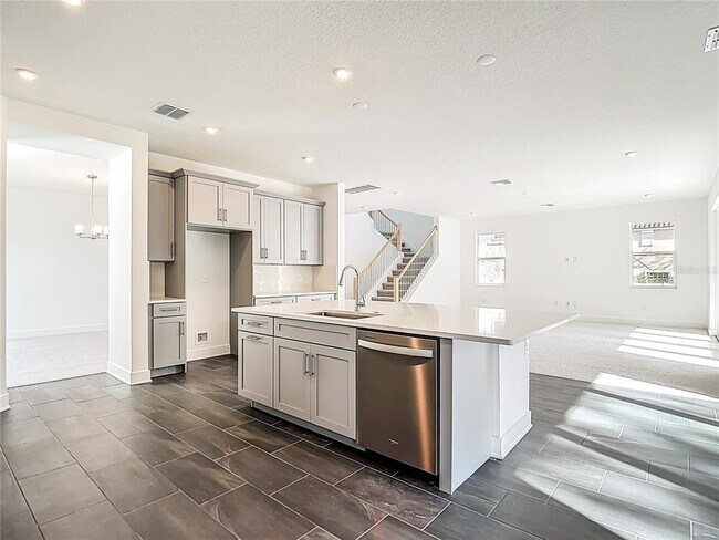 Building Photo - 410 S Westshore Blvd