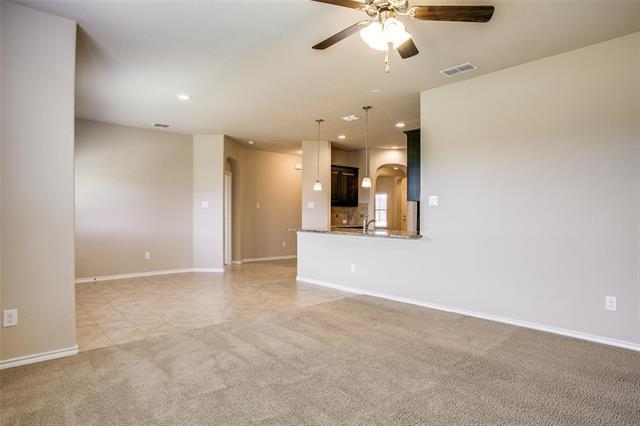Building Photo - 453 Spring Dr