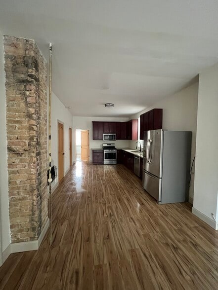 Building Photo - 2626 W 23rd Pl