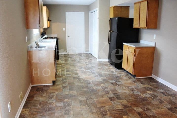 Building Photo - 107 Azalea Dr
