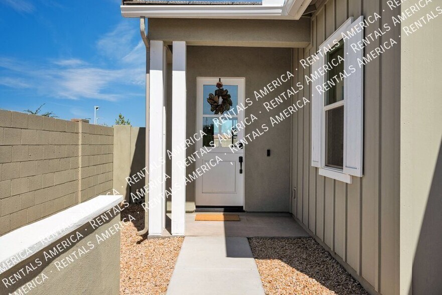 Building Photo - 22700 E Arroyo Verde Dr