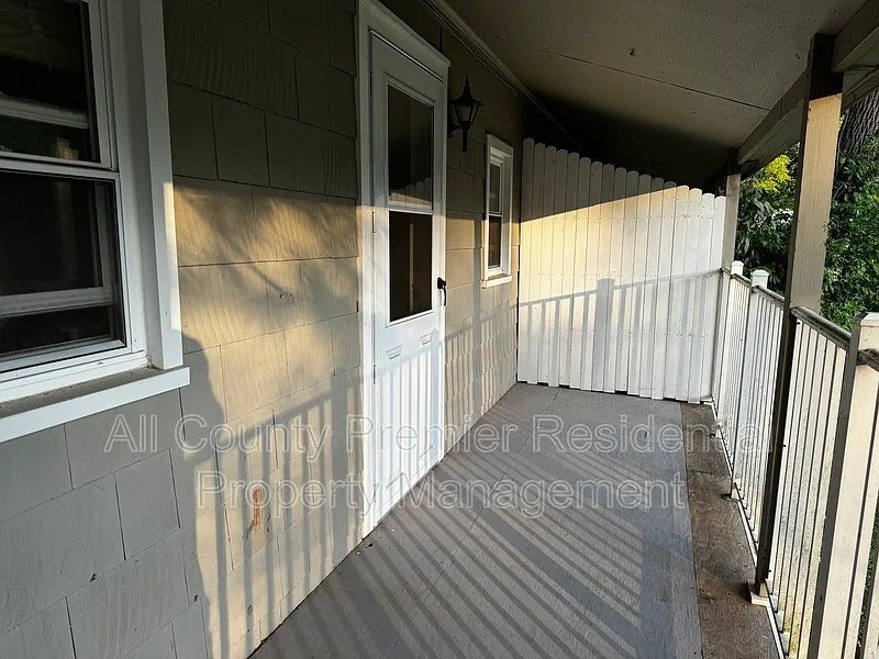 Building Photo - 4 Stockton Sergeantsville Rd