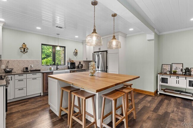 Building Photo - 7643 Mill Rd