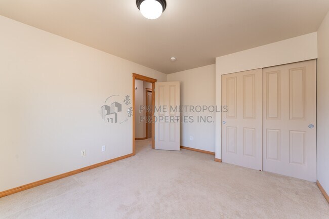 Building Photo - 20322 10th Ave W