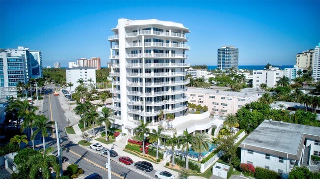 Building Photo - 612 Bayshore Dr