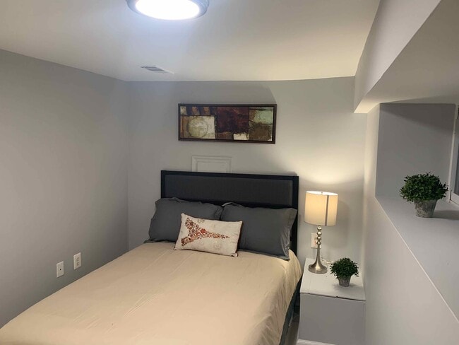 Building Photo - 613 P St NW