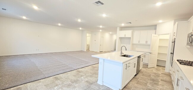 Building Photo - Rockport Ranch Beautiful Brand New Lennar ...