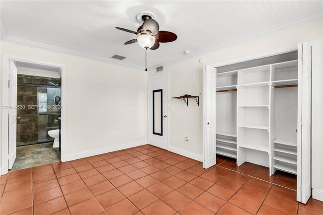 Building Photo - 15350 SW 72nd St