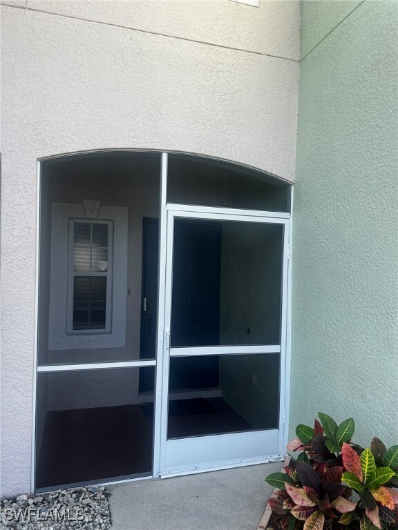 Building Photo - 3624 Pine Oak Cir