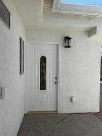 Building Photo - 347 E 224th St