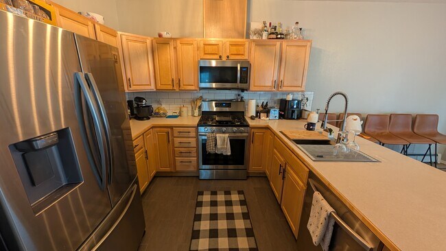 Building Photo - 12580 Old Glenn Hwy