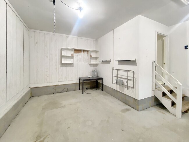Building Photo - Spacious 4 Bedroom Home in Pebble Creek!