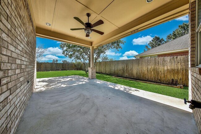 Building Photo - 5831 Sawyer Bend Ln