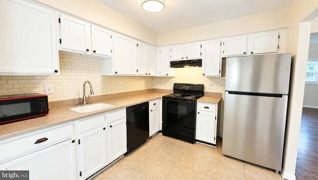 Building Photo - 10395 Rapidan Ln