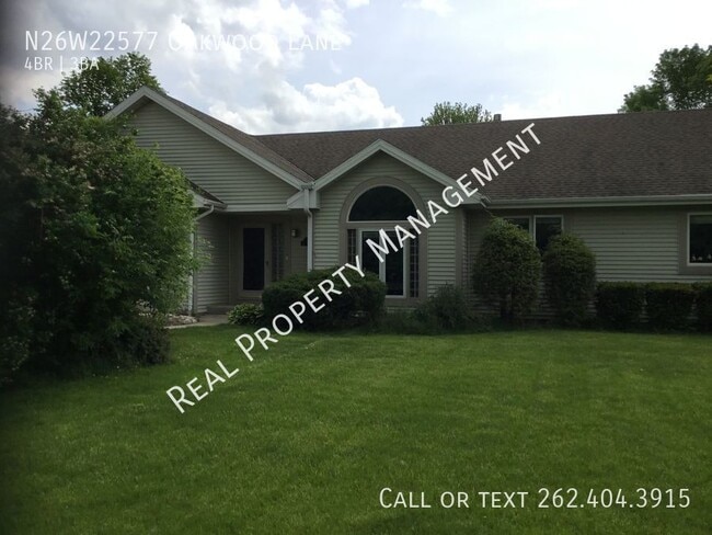 Building Photo - N26W22577 Oakwood Ln