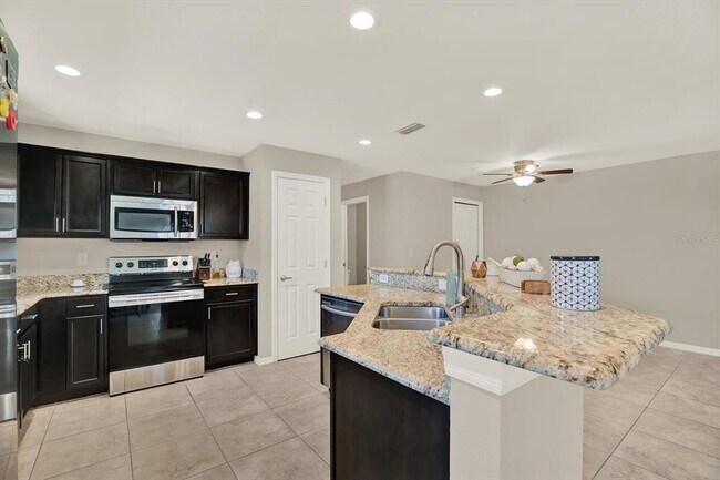 Building Photo - 13103 Logan Captiva Ln