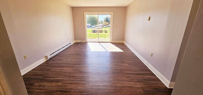 Building Photo - 940 Piper Rd