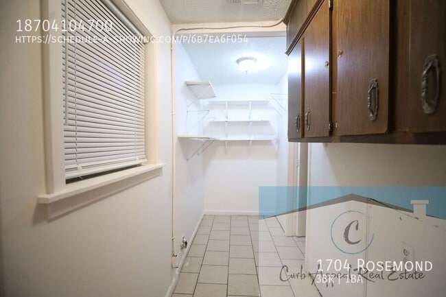 Building Photo - 1704 Rosemond-