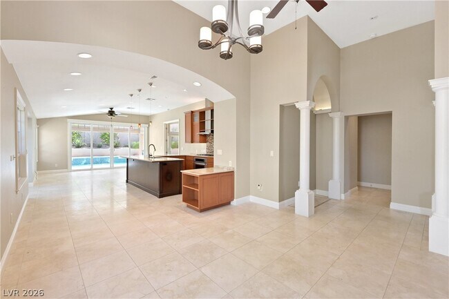 Building Photo - 9001 Crimson Clover Way