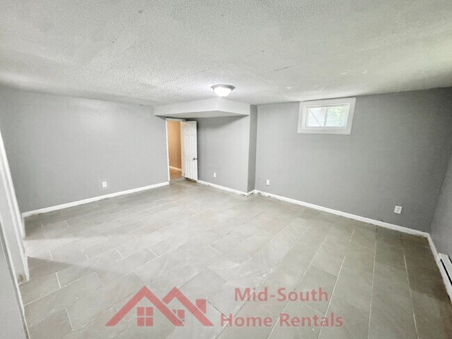 Building Photo - 2876 Cela Rd