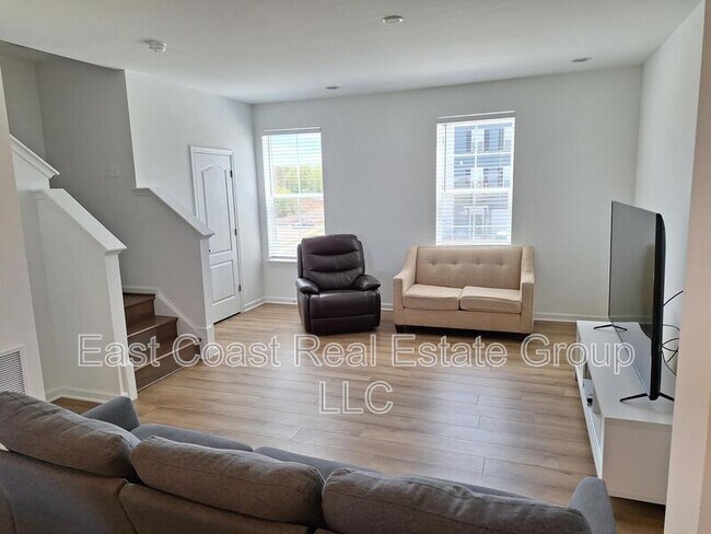 Building Photo - 408 Slick Terrace