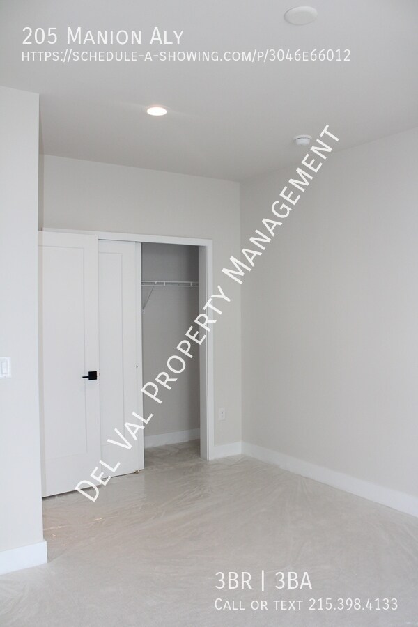 Building Photo - 205 Manion Aly