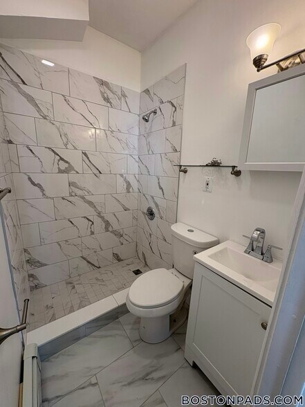 Building Photo - 200 Highland St