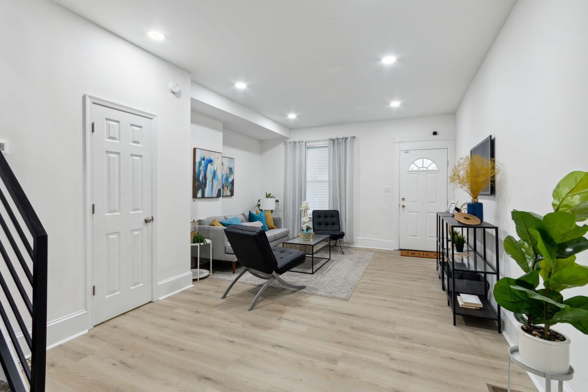 Building Photo - 6202 Callowhill St