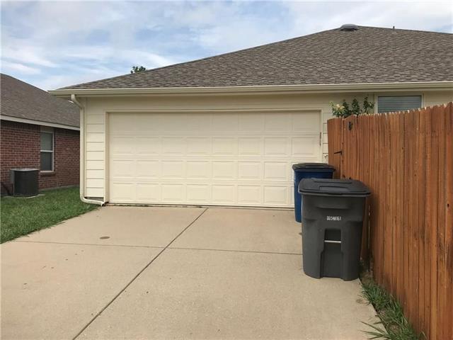 Building Photo - 3009 Meadow Bluff Dr