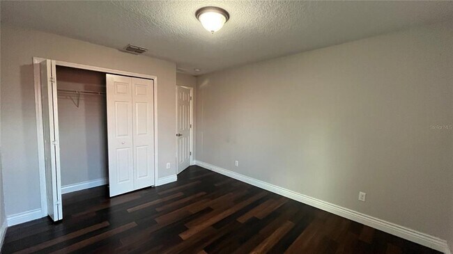 Building Photo - 6031 Roseate Spoonbill Dr