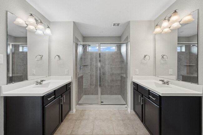 Building Photo - 12806 Crombie Dr