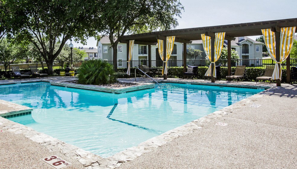 Stone Creek Apartments 2700 Trimmier Rd Killeen TX 76542 Apartment Finder