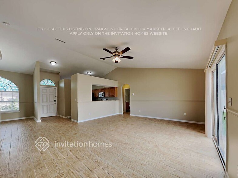 Building Photo - 3755 Arava Dr