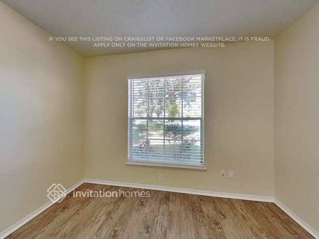 Building Photo - 7204 Lake Marsha Dr