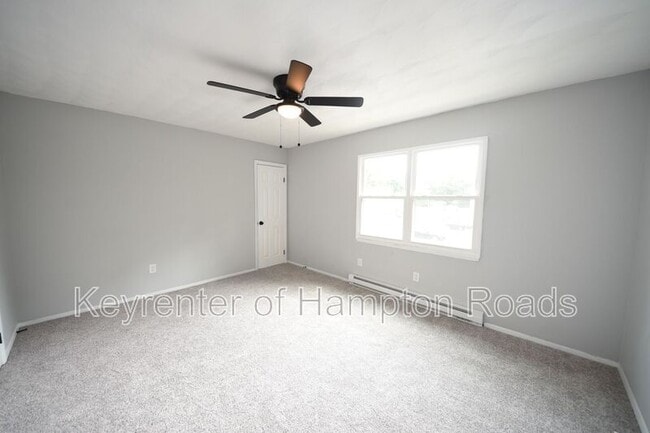 Building Photo - 416 Harbour N Dr
