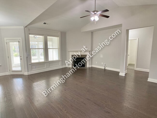 Building Photo - 4028 Laura Ln