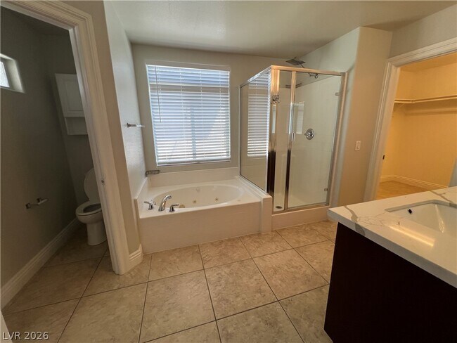 Building Photo - 9460 Glendora Valley St