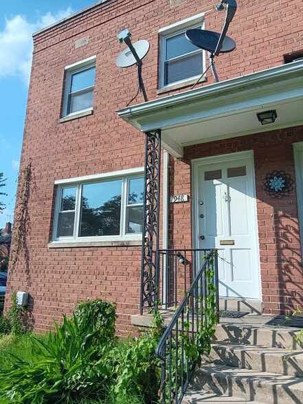 Primary Photo - 7948 Riggs Rd