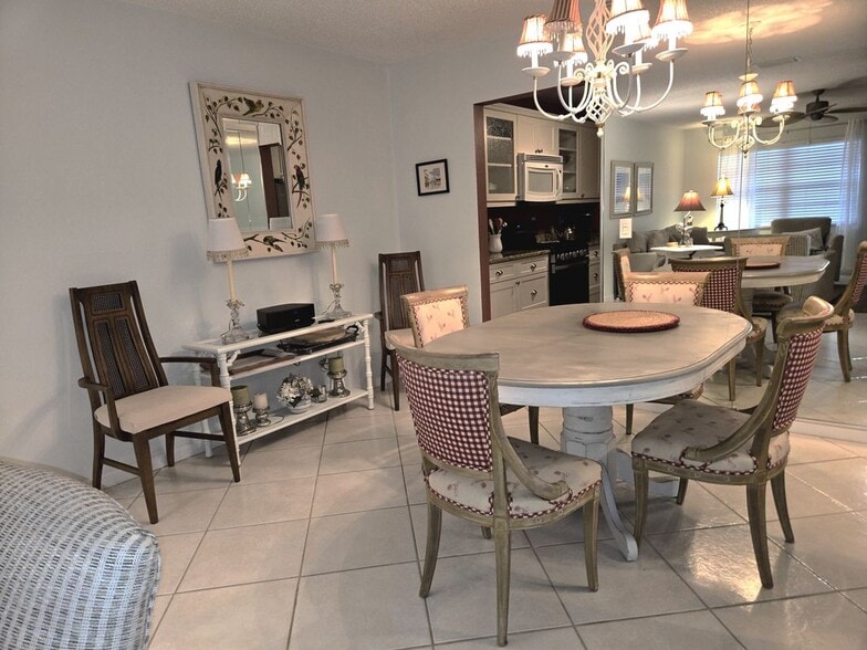 Building Photo - 2960 59th St S