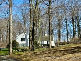 Building Photo - 277 Indian Rock Rd