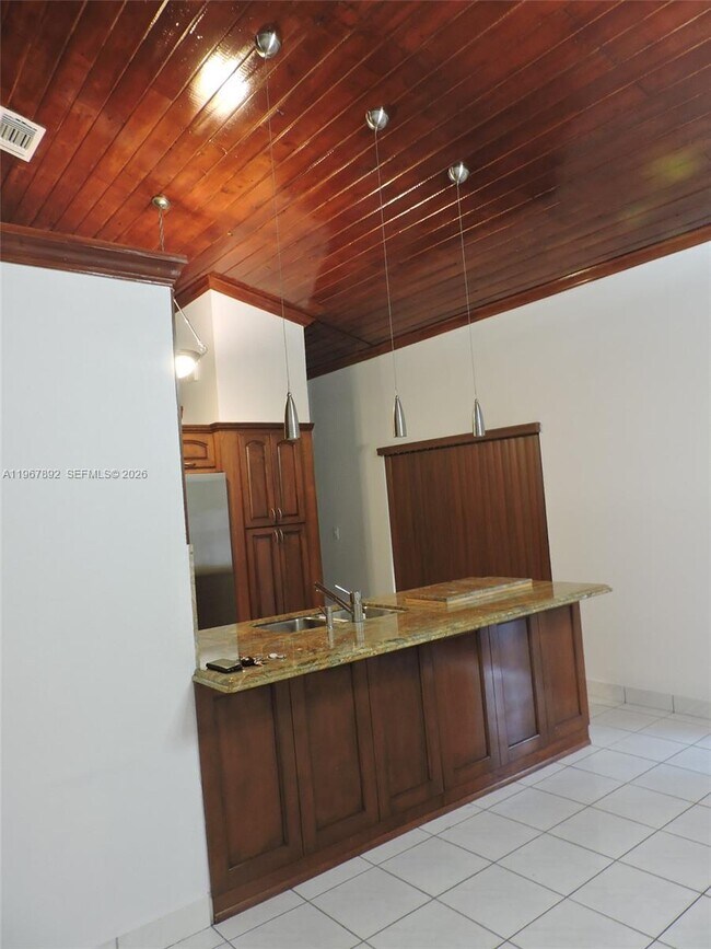 Building Photo - 10753 SW 142nd Ct